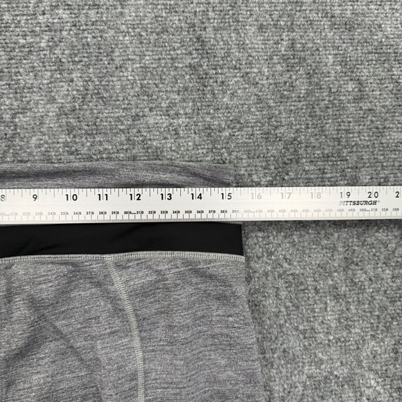 Lululemon Athletica Size 10 Gray Leggings with Zippers Mesh Panels Flaw Women's - Picture 8 of 11